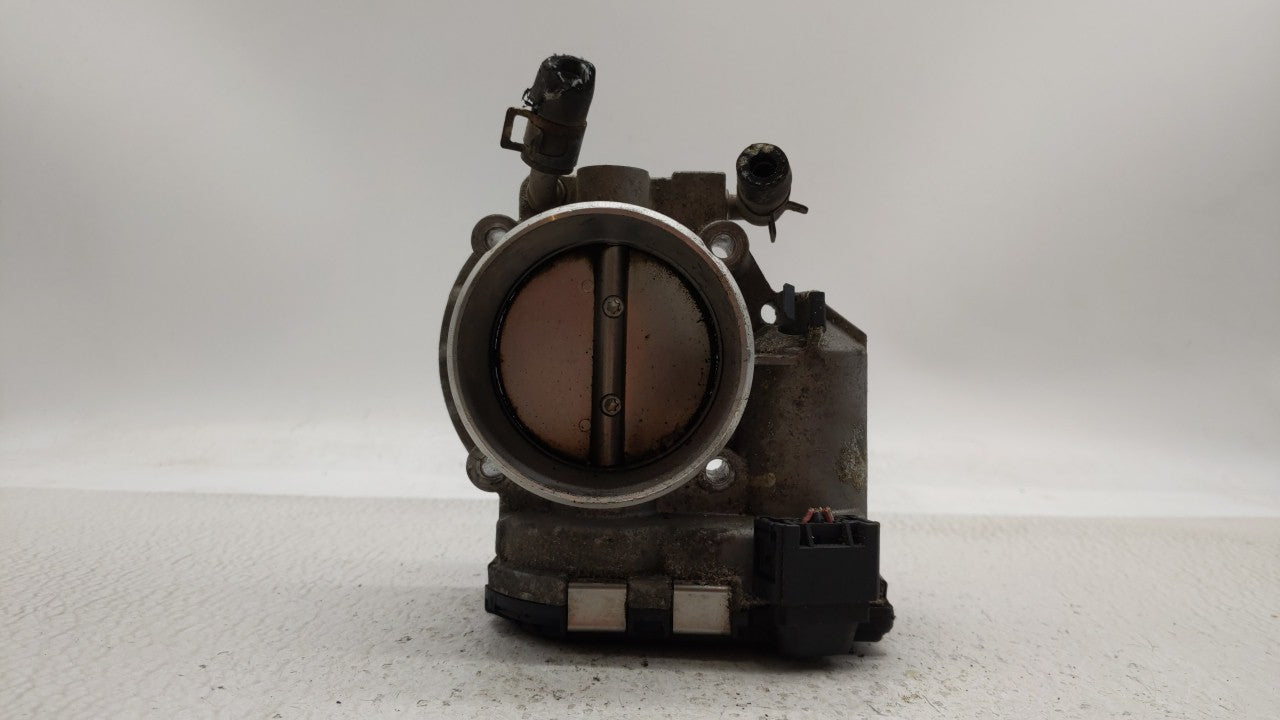 2011-2014 Hyundai Sonata Throttle Body P/N:35100-2G700 Fits Fits 2011 2012 2013 2014 2015 2016 OEM Used Auto Parts - Oemused