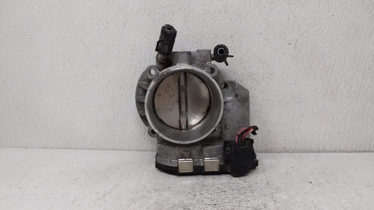 2011-2014 Hyundai Sonata Throttle Body P/N:35100-2G700 Fits Fits 2011 2012 2013 2014 2015 2016 OEM Used Auto Parts - Oemused