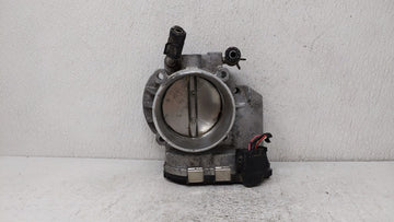 2011-2014 Hyundai Sonata Throttle Body P/N:35100-2G700 Fits Fits 2011 2012 2013 2014 2015 2016 OEM Used Auto Parts - Oemused