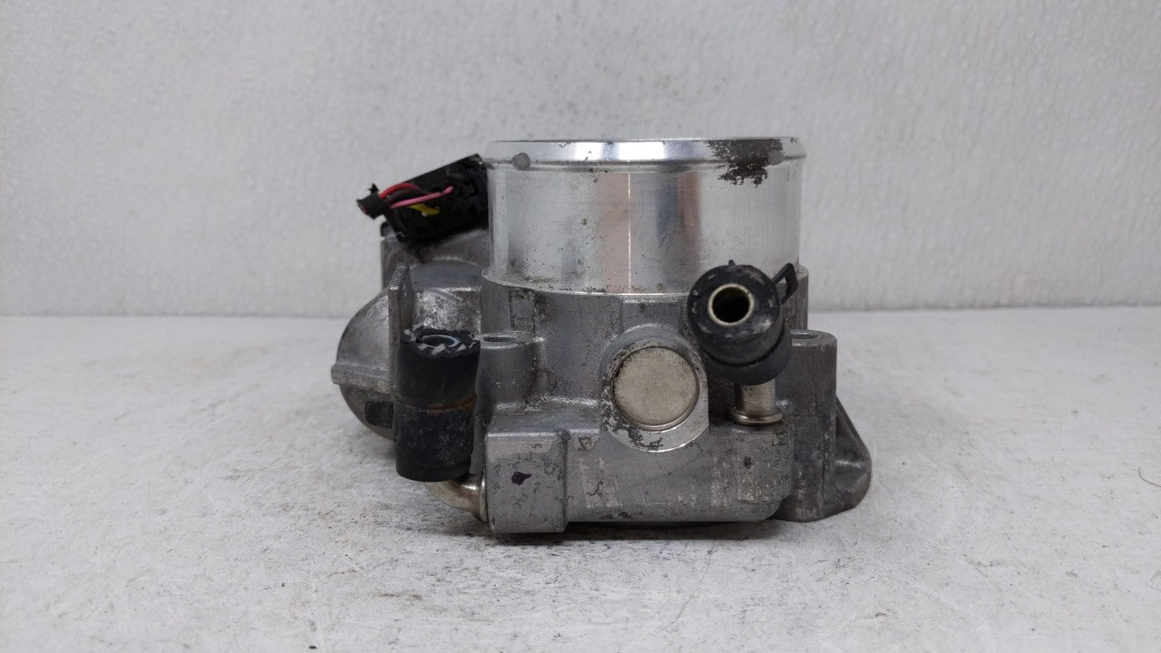 2011-2014 Hyundai Sonata Throttle Body P/N:35100-2G700 Fits Fits 2011 2012 2013 2014 2015 2016 OEM Used Auto Parts - Oemused
