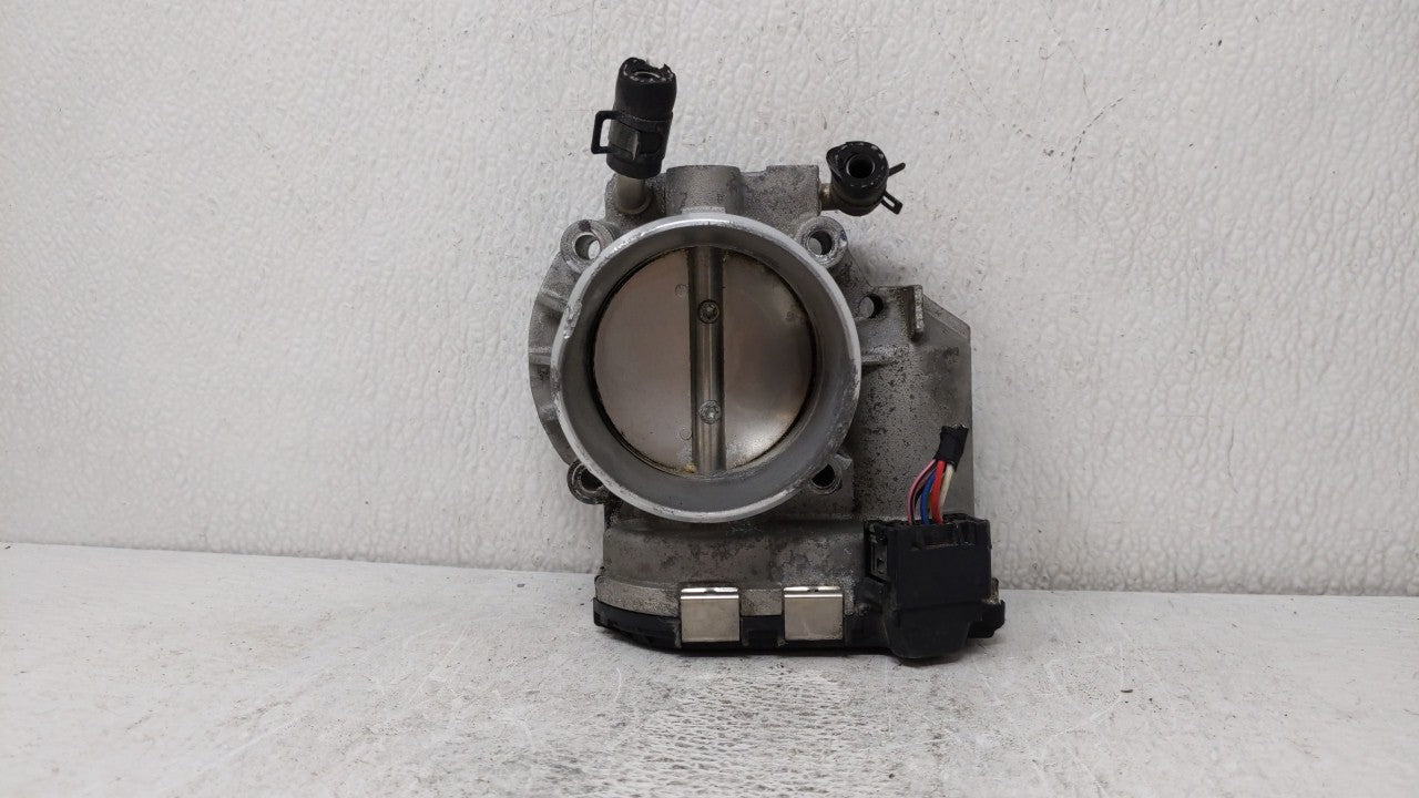 2011-2014 Hyundai Sonata Throttle Body P/N:35100-2G700 Fits Fits 2011 2012 2013 2014 2015 2016 OEM Used Auto Parts - Oemused