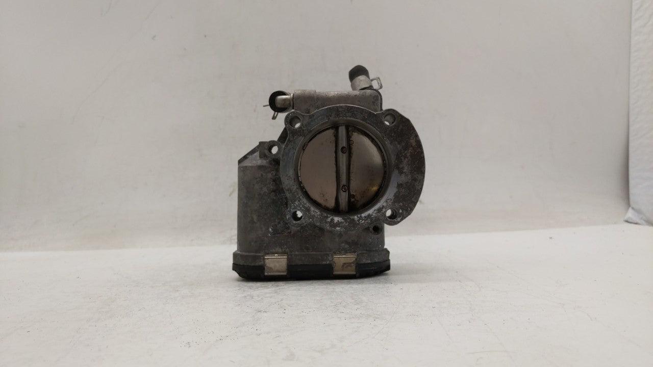 2011-2014 Hyundai Sonata Throttle Body P/N:35100-2G700 Fits Fits 2011 2012 2013 2014 2015 2016 OEM Used Auto Parts - Oemused