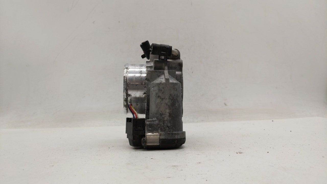 2011-2014 Hyundai Sonata Throttle Body P/N:35100-2G700 Fits Fits 2011 2012 2013 2014 2015 2016 OEM Used Auto Parts - Oemused