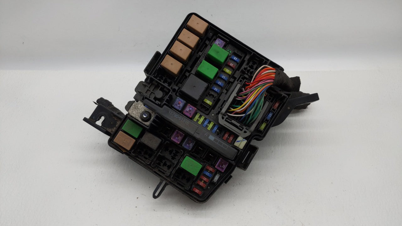 2011-2014 Hyundai Sonata Fusebox Fuse Box Panel Relay Module P/N:VS912003Q071MG VSQFHE2370F0175 Fits Fits 2011 2012 2013 201