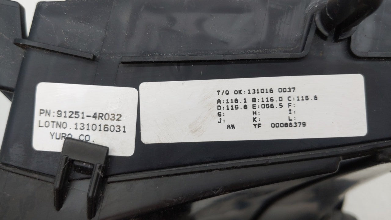 2013-2015 Hyundai Sonata Fusebox Fuse Box Panel Relay Module P/N:130830 1445 91251-4R031 Fits Fits 2013 2014 2015 OEM Used A