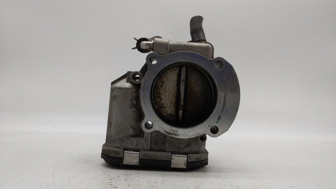 2011-2014 Hyundai Sonata Throttle Body P/N:35100-2G700 Fits Fits 2011 2012 2013 2014 2015 2016 OEM Used Auto Parts - Oemused