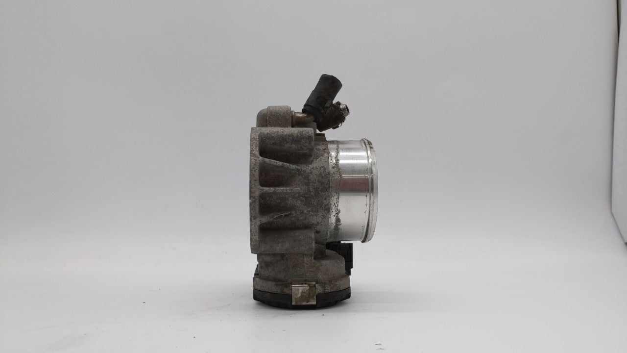 2011-2014 Hyundai Sonata Throttle Body P/N:35100-2G710 Fits Fits 2011 2012 2013 2014 2015 2016 OEM Used Auto Parts - Oemused