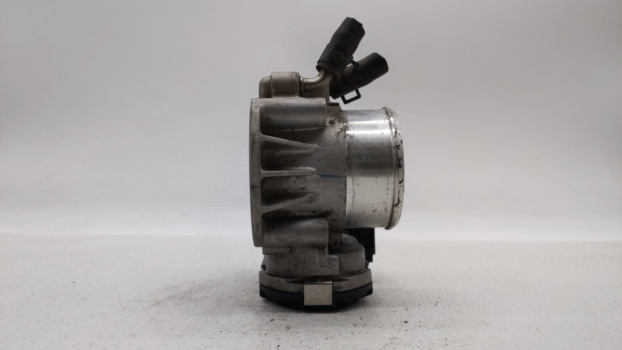 2011-2014 Hyundai Sonata Throttle Body P/N:35100-2G710 Fits Fits 2011 2012 2013 2014 2015 2016 OEM Used Auto Parts - Oemused