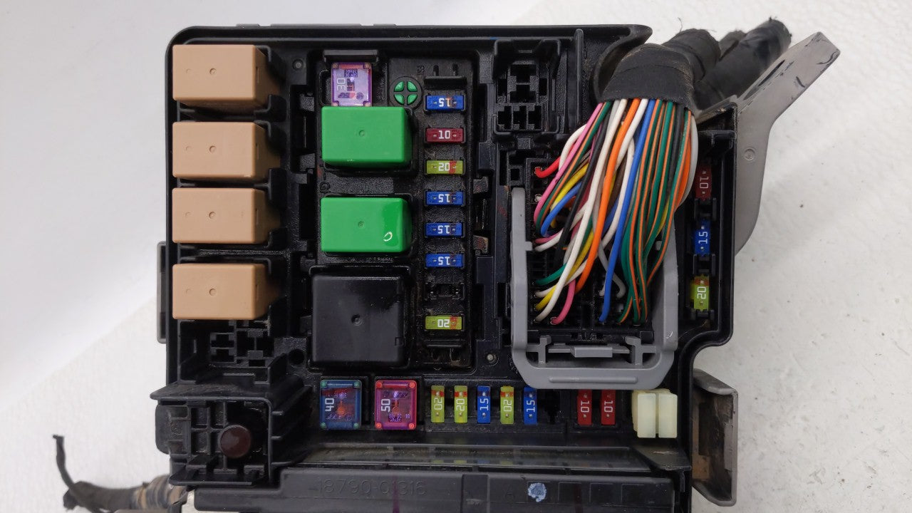 2011-2014 Hyundai Sonata Fusebox Fuse Box Panel Relay Module P/N:VS912003Q071MG VSQFHE2370F0175 Fits Fits 2011 2012 2013 201