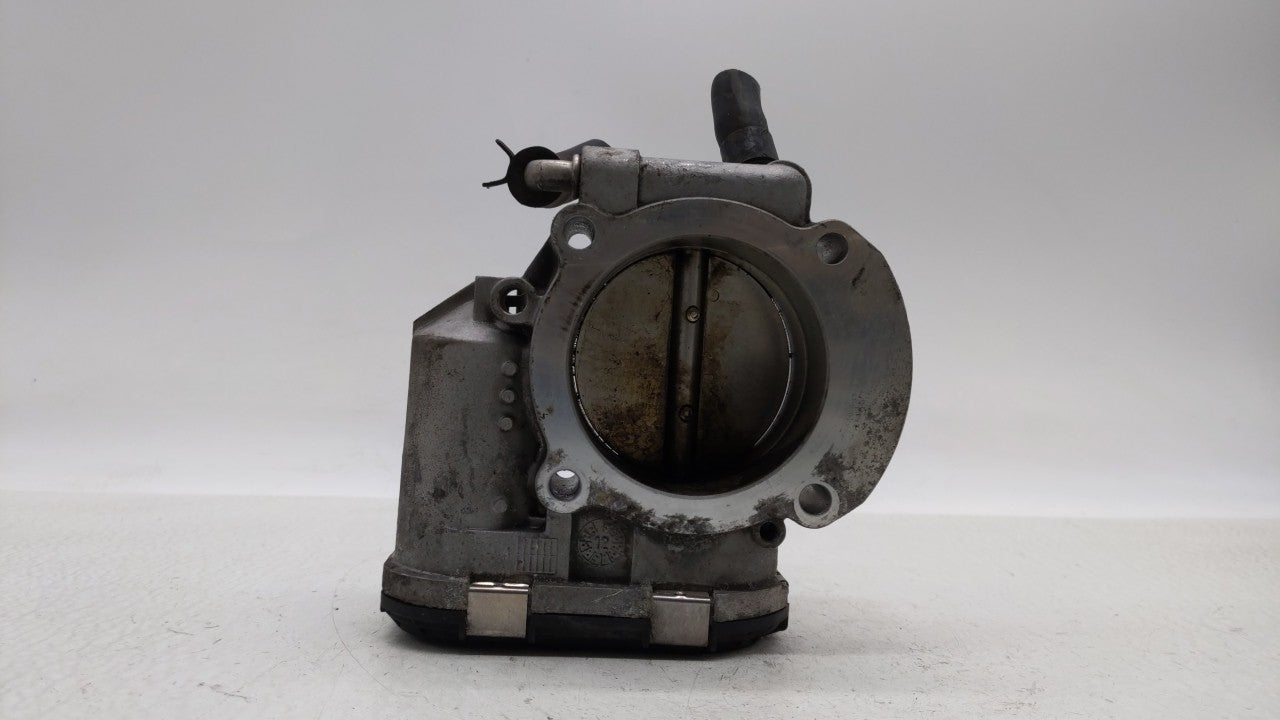 2011-2014 Hyundai Sonata Throttle Body P/N:35100-2G700 Fits Fits 2011 2012 2013 2014 2015 2016 OEM Used Auto Parts - Oemused
