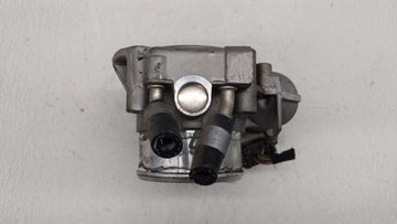 2011-2014 Hyundai Sonata Throttle Body P/N:35100-2G710 Fits Fits 2011 2012 2013 2014 2015 2016 OEM Used Auto Parts