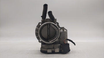2011-2014 Hyundai Sonata Throttle Body P/N:35100-2G710 Fits Fits 2011 2012 2013 2014 2015 2016 OEM Used Auto Parts - Oemused