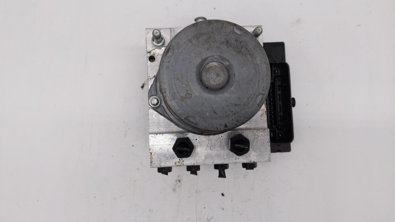 2013 Hyundai Sonata Throttle Body P/N:58920-30500 Fits OEM Used Auto Parts - Oemusedautoparts1.com