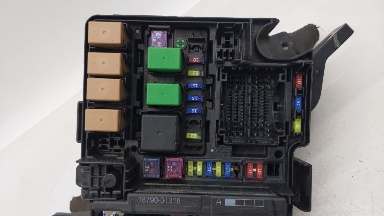 2011-2014 Hyundai Sonata Fusebox Fuse Box Panel Relay Module P/N:VS912003Q071MG VSQFHE2370F0175 Fits Fits 2011 2012 2013 201