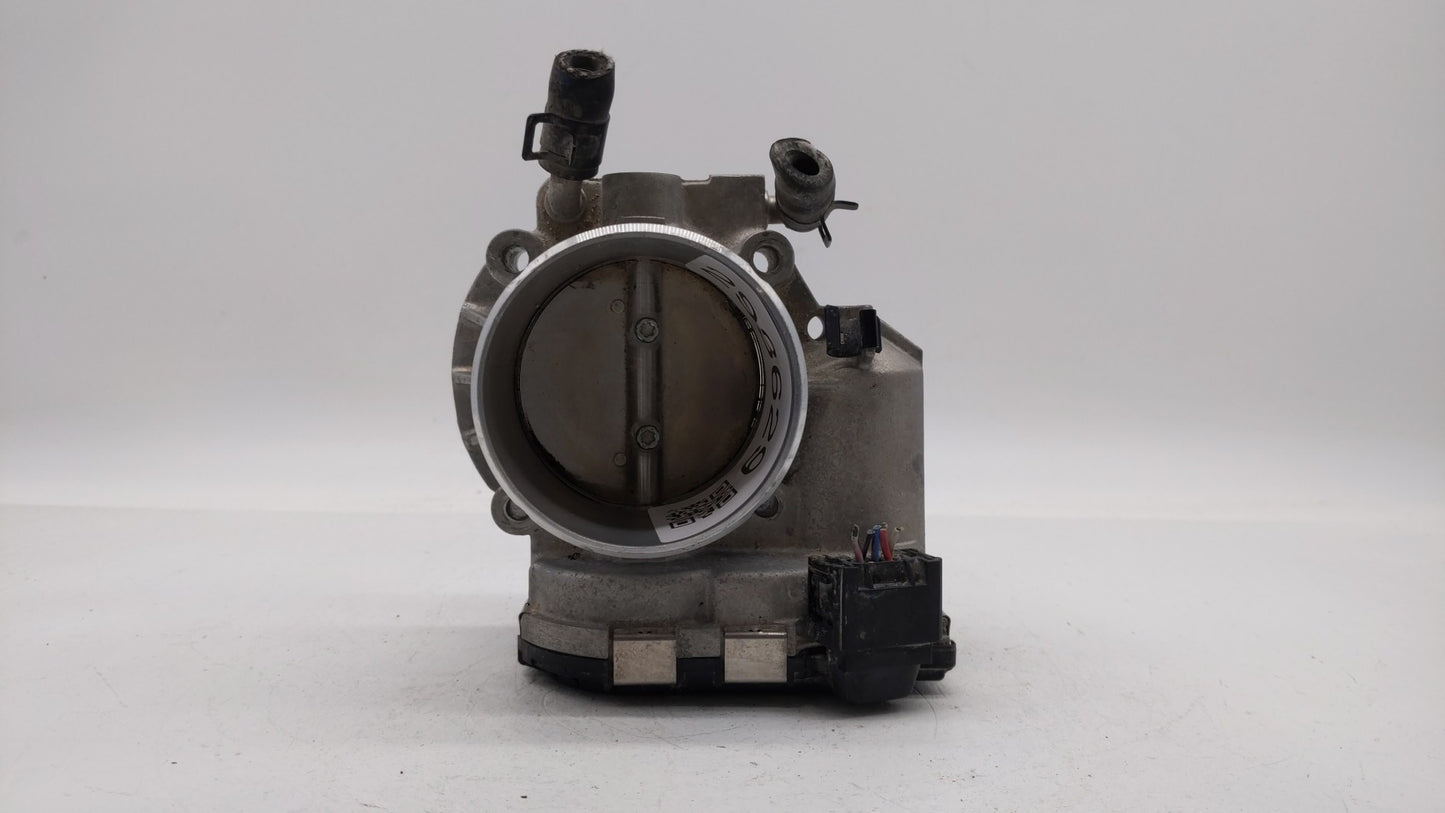 2011-2014 Hyundai Sonata Throttle Body P/N:35100-2G700 Fits Fits 2011 2012 2013 2014 2015 2016 OEM Used Auto Parts - Oemused