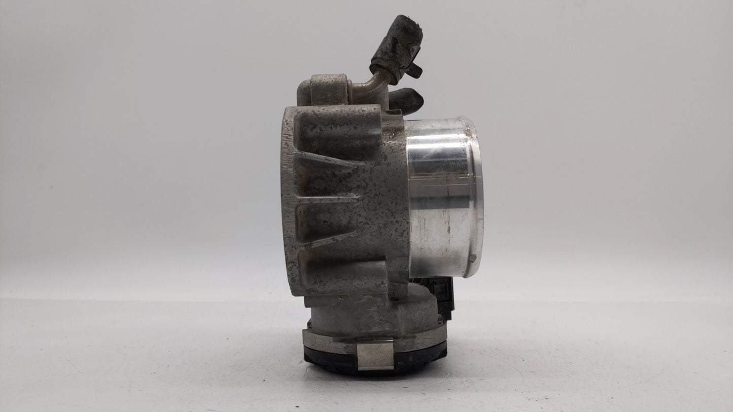 2011-2014 Hyundai Sonata Throttle Body P/N:35100-2G700 Fits Fits 2011 2012 2013 2014 2015 2016 OEM Used Auto Parts - Oemused