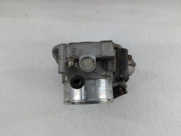 2011-2014 Hyundai Sonata Throttle Body P/N:35100-2G700 Fits Fits 2011 2012 2013 2014 2015 2016 OEM Used Auto Parts
