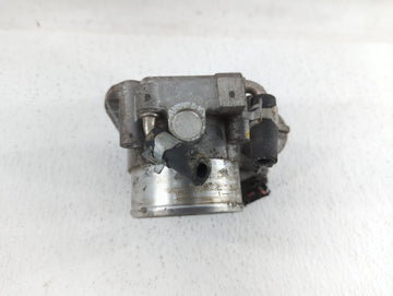 2011-2014 Hyundai Sonata Throttle Body P/N:35100-2G700 Fits Fits 2011 2012 2013 2014 2015 2016 OEM Used Auto Parts