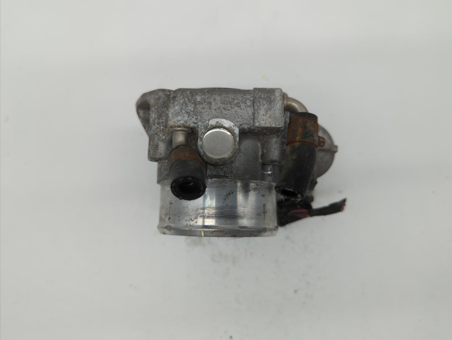 2011-2014 Hyundai Sonata Throttle Body P/N:35100-2G700 Fits Fits 2011 2012 2013 2014 2015 2016 OEM Used Auto Parts - Oemused