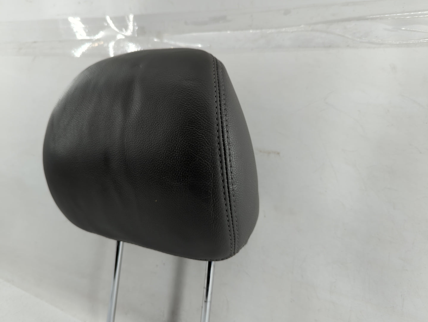 2013-2015 Hyundai Sonata Headrest Head Rest Rear Seat Fits Fits 2013 2014 2015 OEM Used Auto Parts - Oemusedautoparts1.com