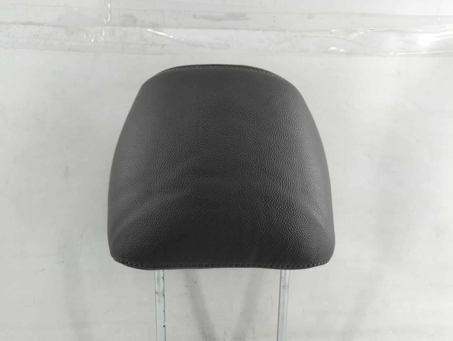 2013-2015 Hyundai Sonata Headrest Head Rest Rear Seat Fits Fits 2013 2014 2015 OEM Used Auto Parts - Oemusedautoparts1.com