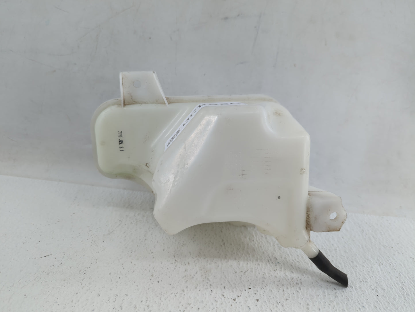 2011-2015 Hyundai Sonata Radiator Coolant Overflow Expansion Tank Bottle 336430 - Oemusedautoparts1.com