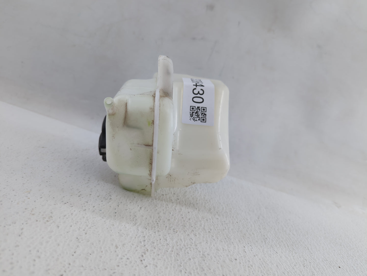 2011-2015 Hyundai Sonata Radiator Coolant Overflow Expansion Tank Bottle 336430 - Oemusedautoparts1.com