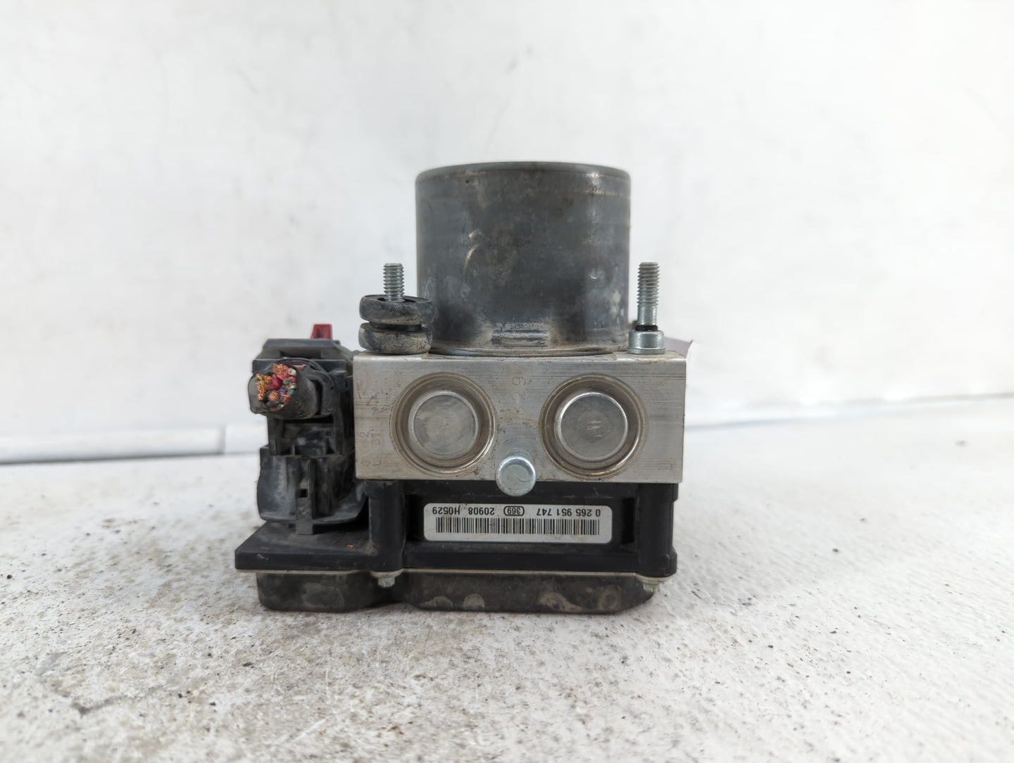 2013 Hyundai Sonata Throttle Body P/N:58920-30500 Fits OEM Used Auto Parts - Oemusedautoparts1.com
