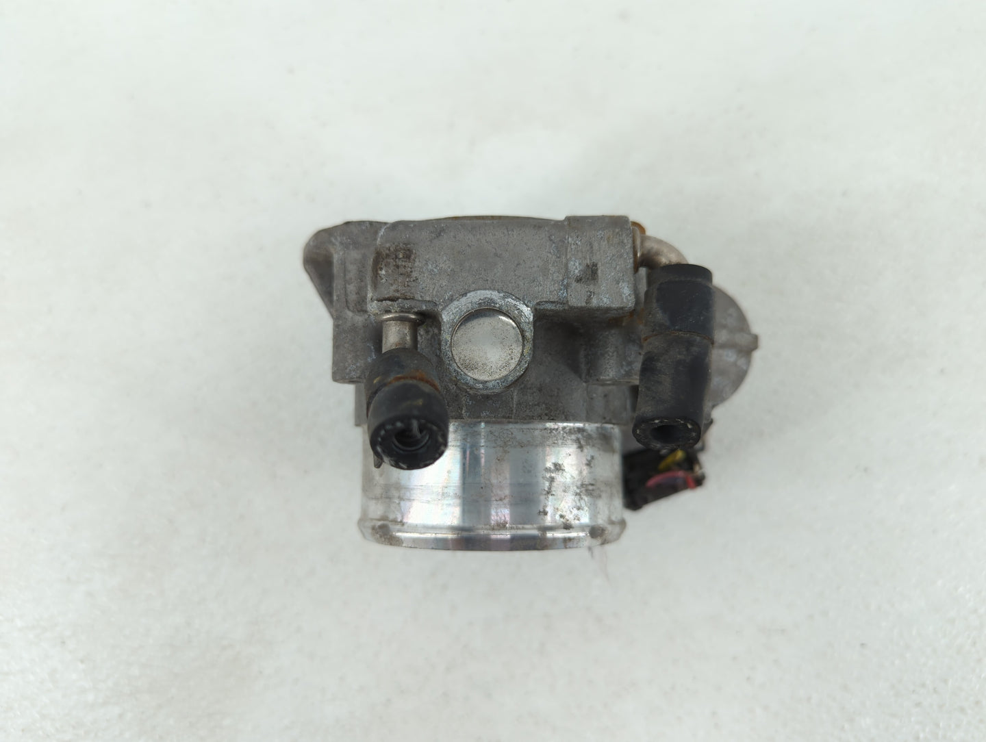 2011-2014 Hyundai Sonata Throttle Body P/N:904501 0001 35100-2G700 Fits Fits 2011 2012 2013 2014 2015 2016 OEM Used Auto Par