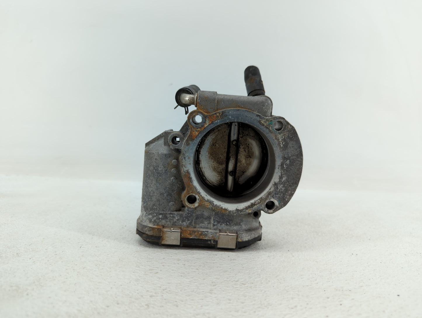2011-2014 Hyundai Sonata Throttle Body P/N:904501 0001 35100-2G700 Fits Fits 2011 2012 2013 2014 2015 2016 OEM Used Auto Par