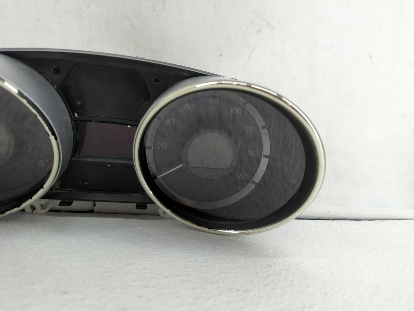 2011-2014 Hyundai Sonata Instrument Cluster Speedometer Gauges P/N:94001-3Q014 94001-3Q010 Fits Fits 2011 2012 2013 2014 OEM