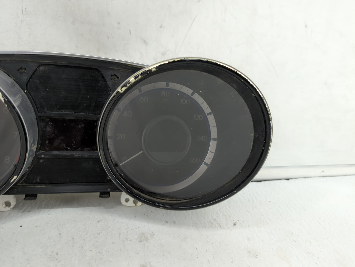 2011-2014 Hyundai Sonata Instrument Cluster Speedometer Gauges P/N:94001-3Q014 94001-3Q010 Fits Fits 2011 2012 2013 2014 OEM