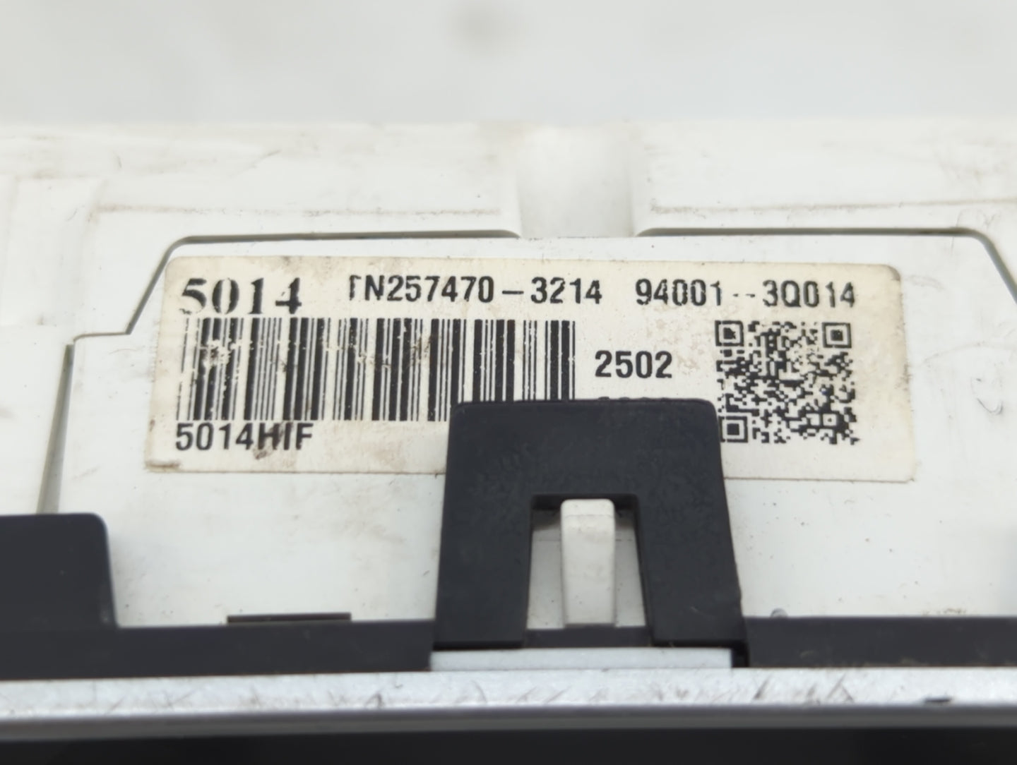 2011-2014 Hyundai Sonata Instrument Cluster Speedometer Gauges P/N:94001-3Q014 94001-3Q010 Fits Fits 2011 2012 2013 2014 OEM