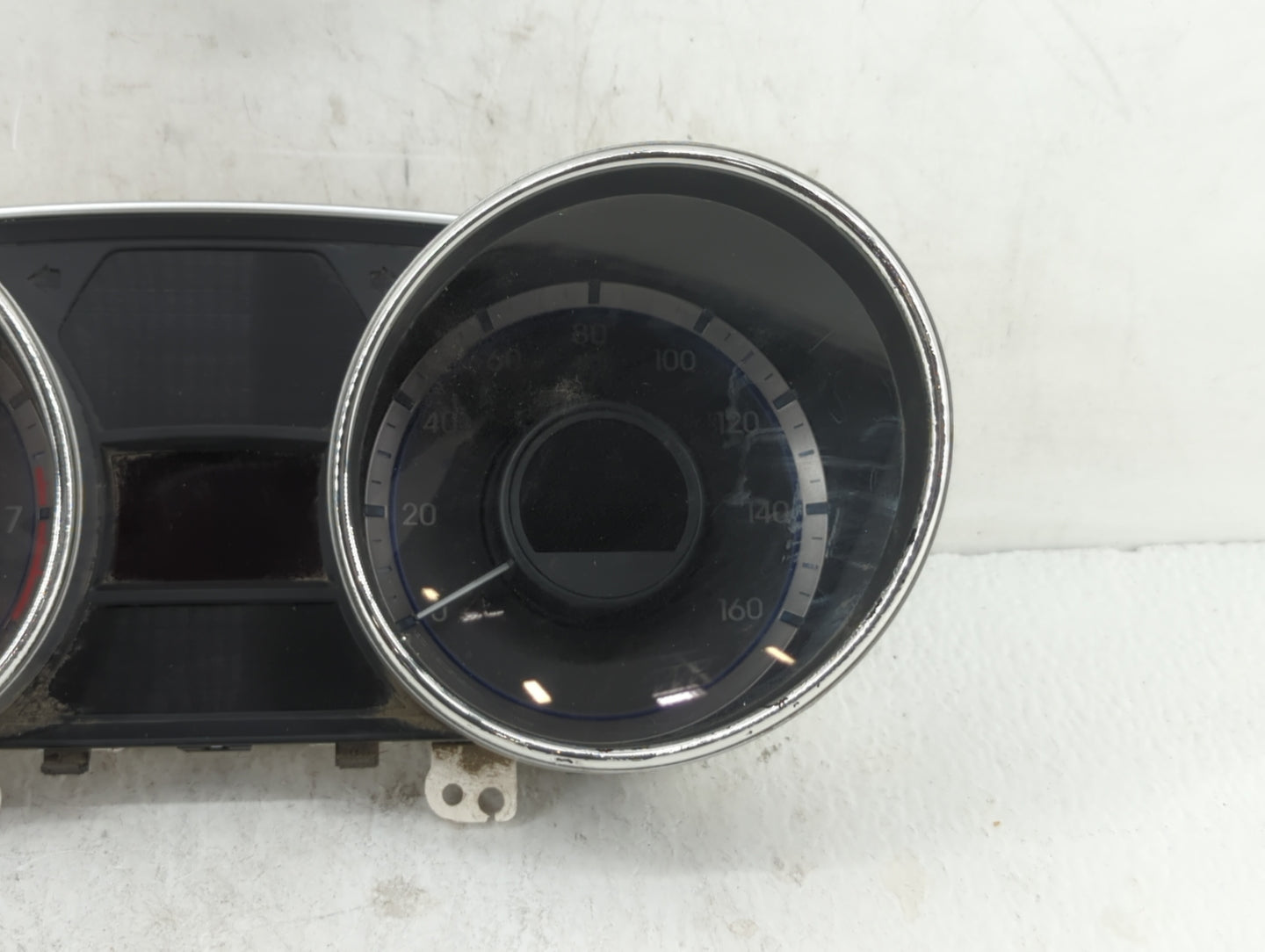 2011-2014 Hyundai Sonata Instrument Cluster Speedometer Gauges P/N:94001-3Q014 94001-3Q010 Fits Fits 2011 2012 2013 2014 OEM
