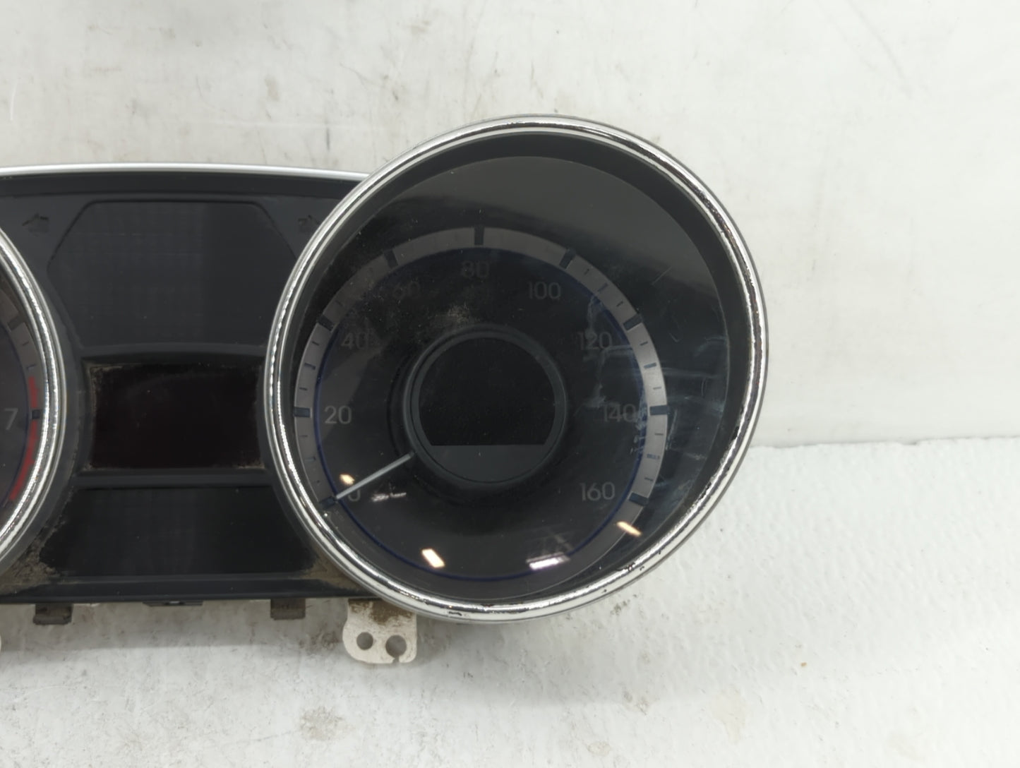 2011-2014 Hyundai Sonata Instrument Cluster Speedometer Gauges P/N:94001-3Q014 94001-3Q010 Fits Fits 2011 2012 2013 2014 OEM
