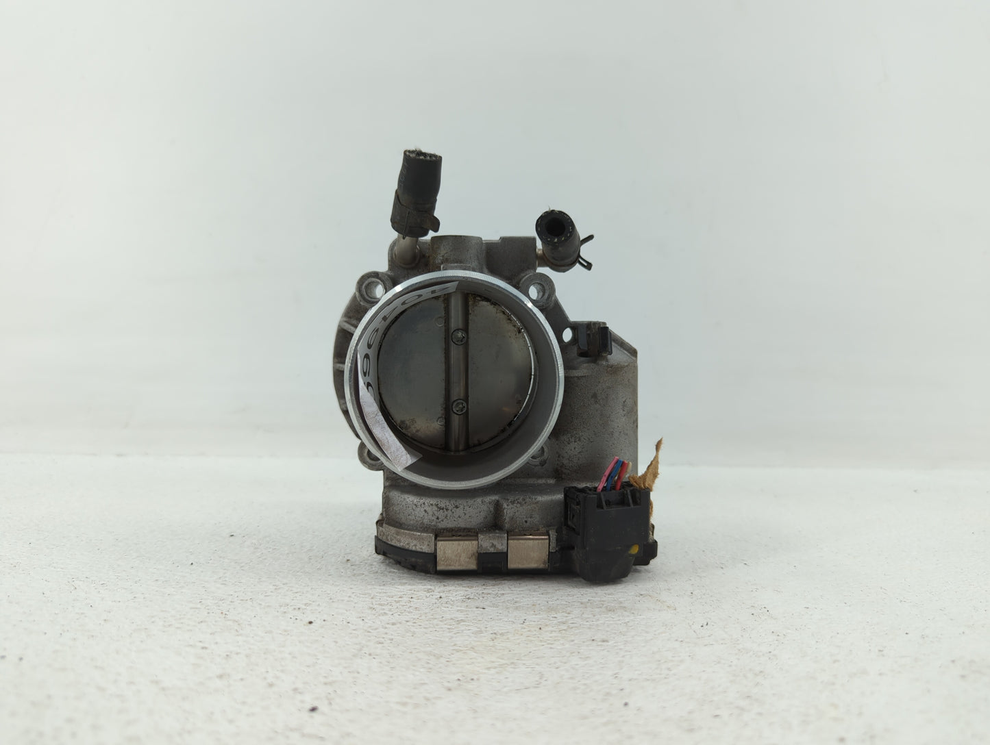 2011-2014 Hyundai Sonata Throttle Body P/N:35100-2G700 Fits Fits 2011 2012 2013 2014 2015 2016 OEM Used Auto Parts - Oemused