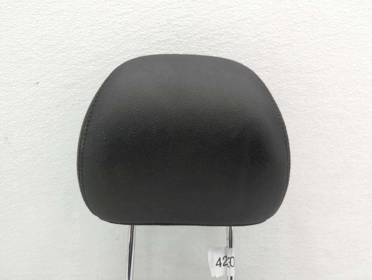 2013-2015 Hyundai Sonata Headrest Head Rest Front Driver Passenger Seat - Oemusedautoparts1.com