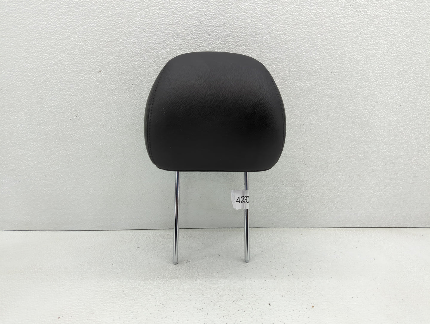 2013-2015 Hyundai Sonata Headrest Head Rest Front Driver Passenger Seat - Oemusedautoparts1.com