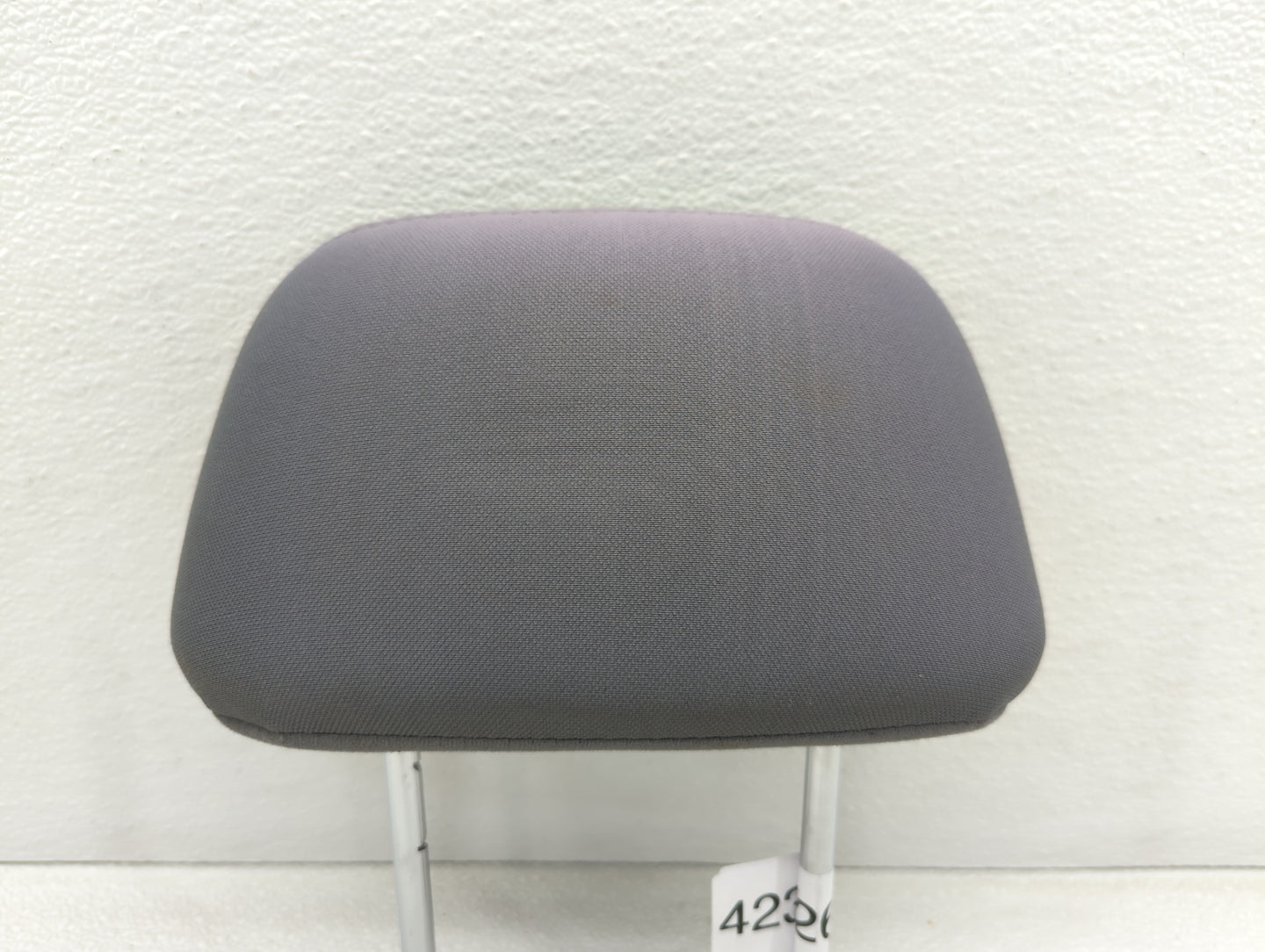 2013-2014 Hyundai Sonata Headrest Head Rest Front Driver Passenger Seat - Oemusedautoparts1.com