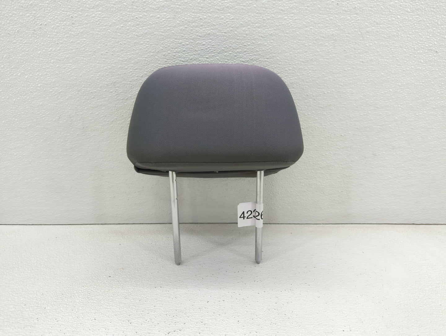 2013-2014 Hyundai Sonata Headrest Head Rest Front Driver Passenger Seat - Oemusedautoparts1.com
