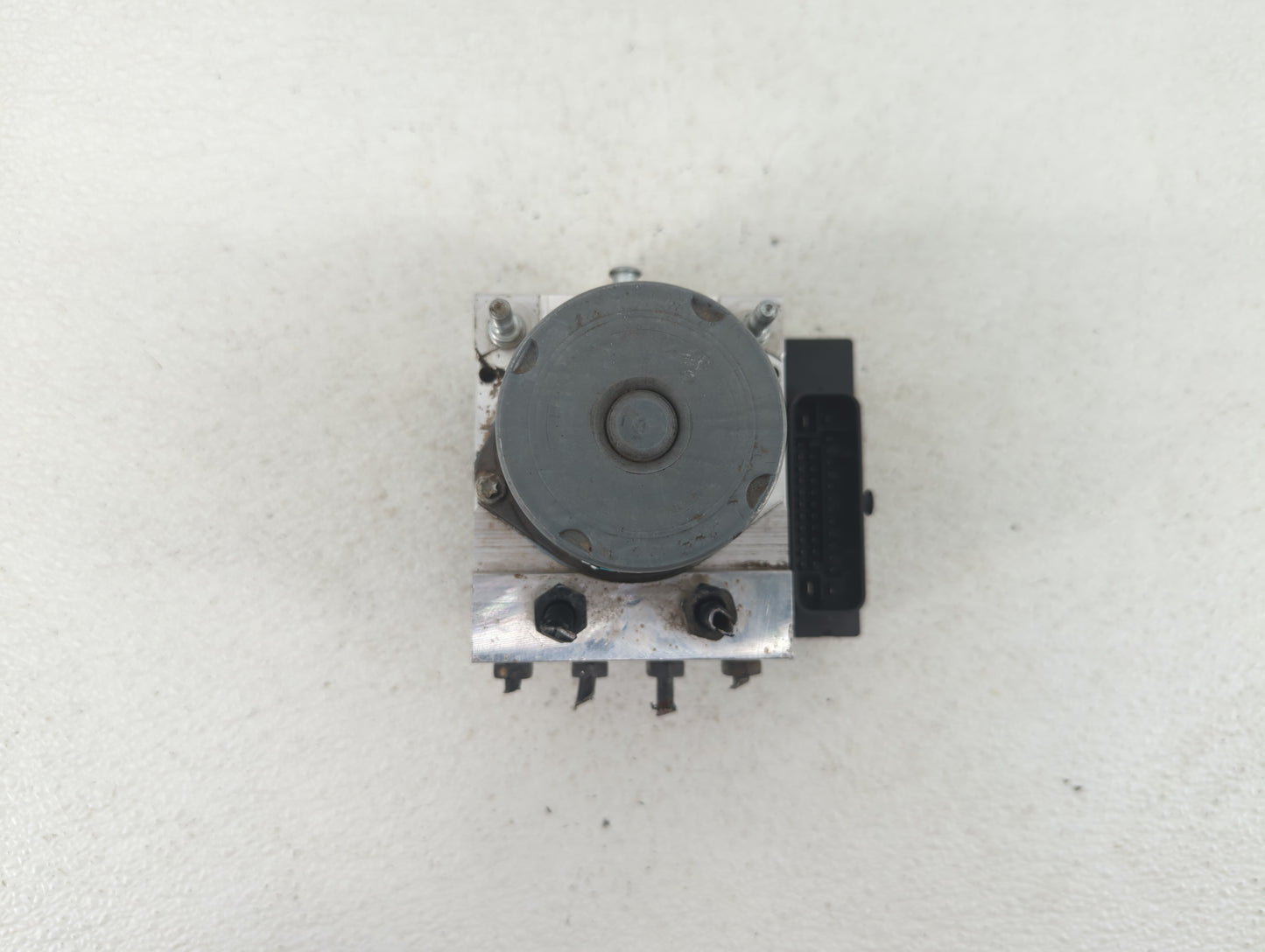 2011-2013 Hyundai Sonata ABS Pump Control Module Replacement P/N:58920-3Q400 58920-3Q500 Fits Fits 2011 2012 2013 OEM Used A