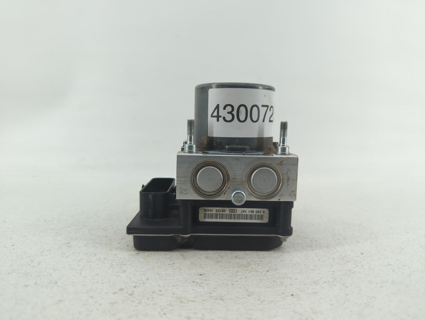 2011-2013 Hyundai Sonata ABS Pump Control Module Replacement P/N:58920-3Q400 58920-3Q500 Fits Fits 2011 2012 2013 OEM Used A