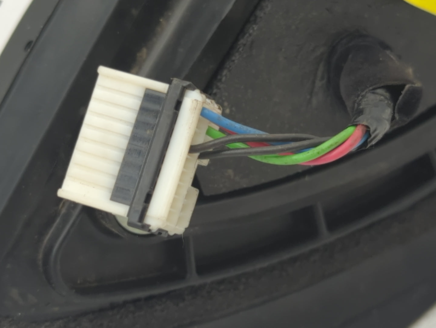 2011-2014 Hyundai Sonata Driver Side View Mirror - Left Door Mirror OEM Used - Oemusedautoparts1.com