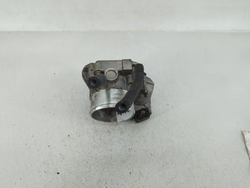2011-2014 Hyundai Sonata Throttle Body P/N:35100-2G700 Fits Fits 2011 2012 2013 2014 2015 2016 OEM Used Auto Parts