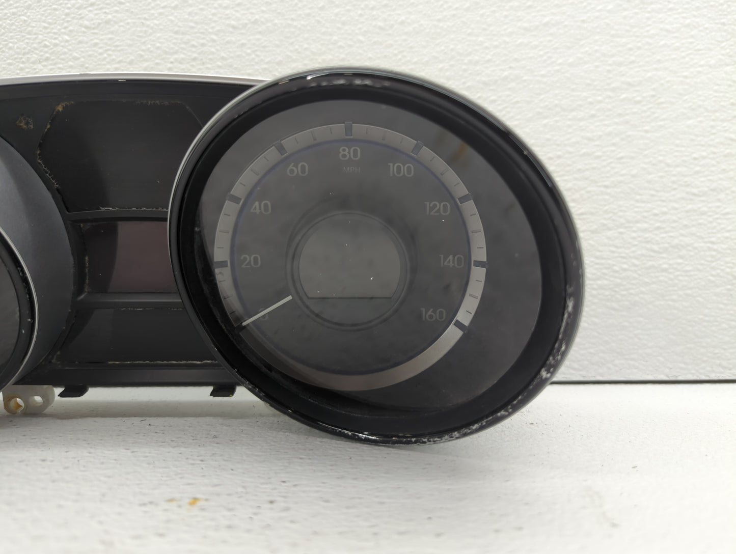 2011-2014 Hyundai Sonata Instrument Cluster Speedometer Gauges P/N:94001-3Q014 94001-3Q010 Fits Fits 2011 2012 2013 2014 OEM