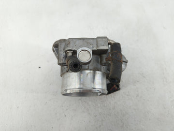 2011-2014 Hyundai Sonata Throttle Body P/N:35100-2G700 Fits Fits 2011 2012 2013 2014 2015 2016 OEM Used Auto Parts