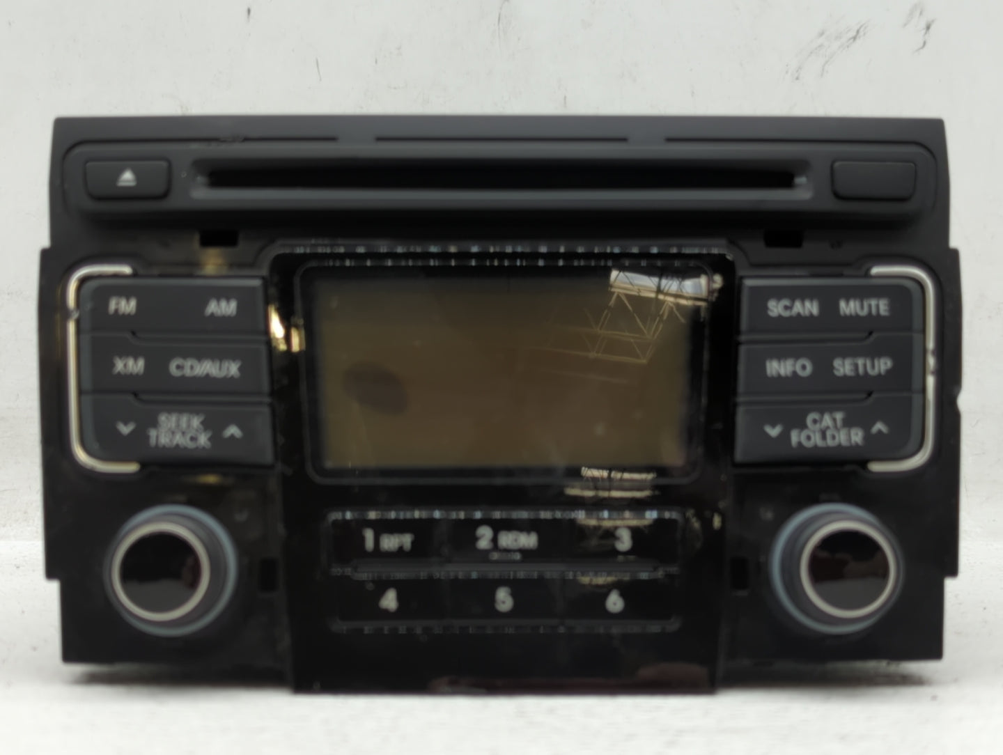 2013-2014 Hyundai Sonata Am Fm Cd Player Radio Receiver - Oemusedautoparts1.com