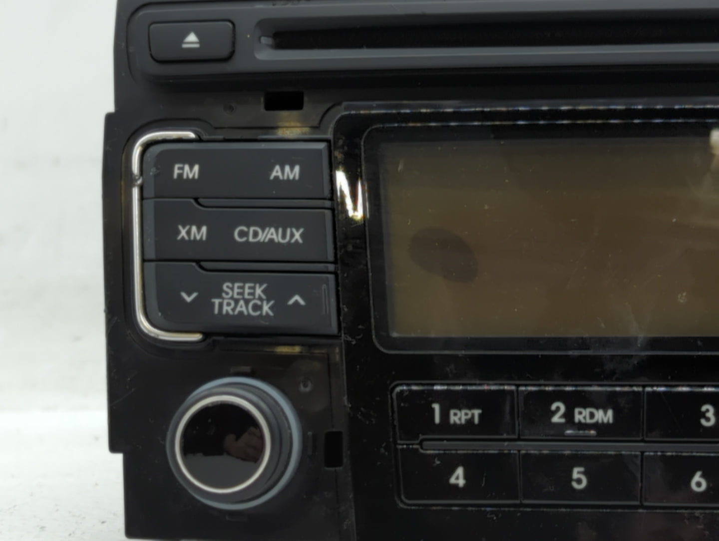 2013-2014 Hyundai Sonata Am Fm Cd Player Radio Receiver - Oemusedautoparts1.com