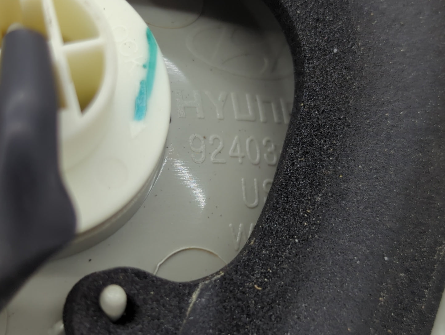 2011-2014 Hyundai Sonata Tail Light Assembly Driver Left OEM P/N:92403-3Q Fits Fits 2011 2012 2013 2014 OEM Used Auto Parts 