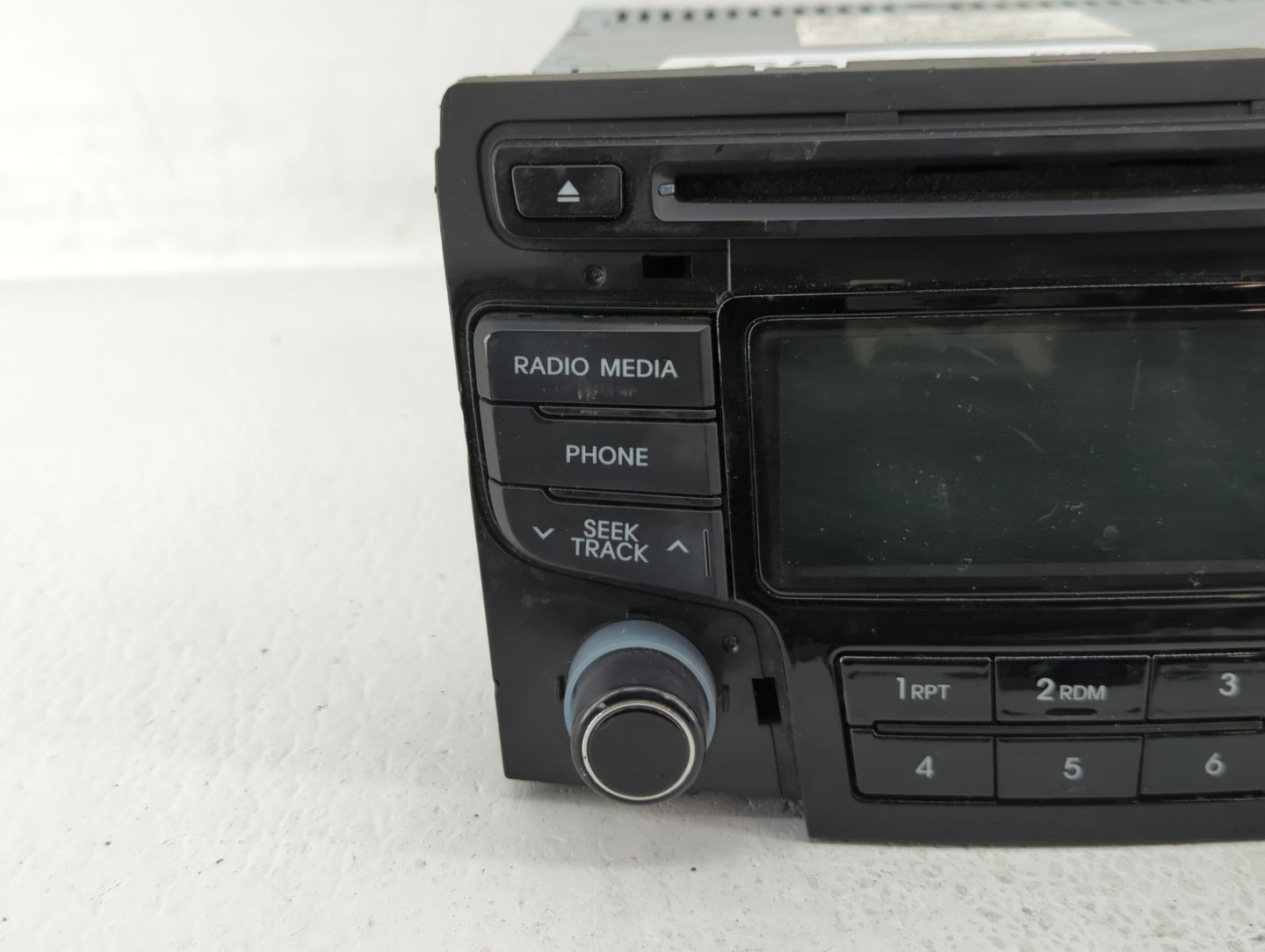 2012-2014 Hyundai Sonata Am Fm Cd Player Radio Receiver - Oemusedautoparts1.com